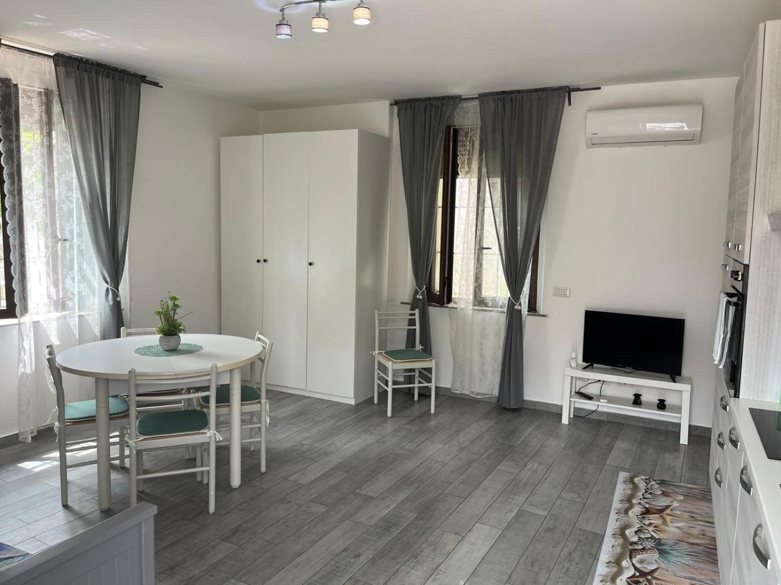 Nicole House Apartment Леняно Екстериор снимка